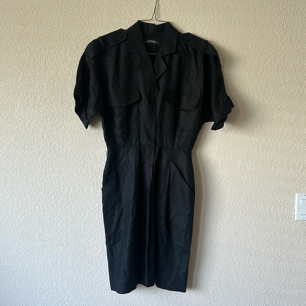 Women’s dress